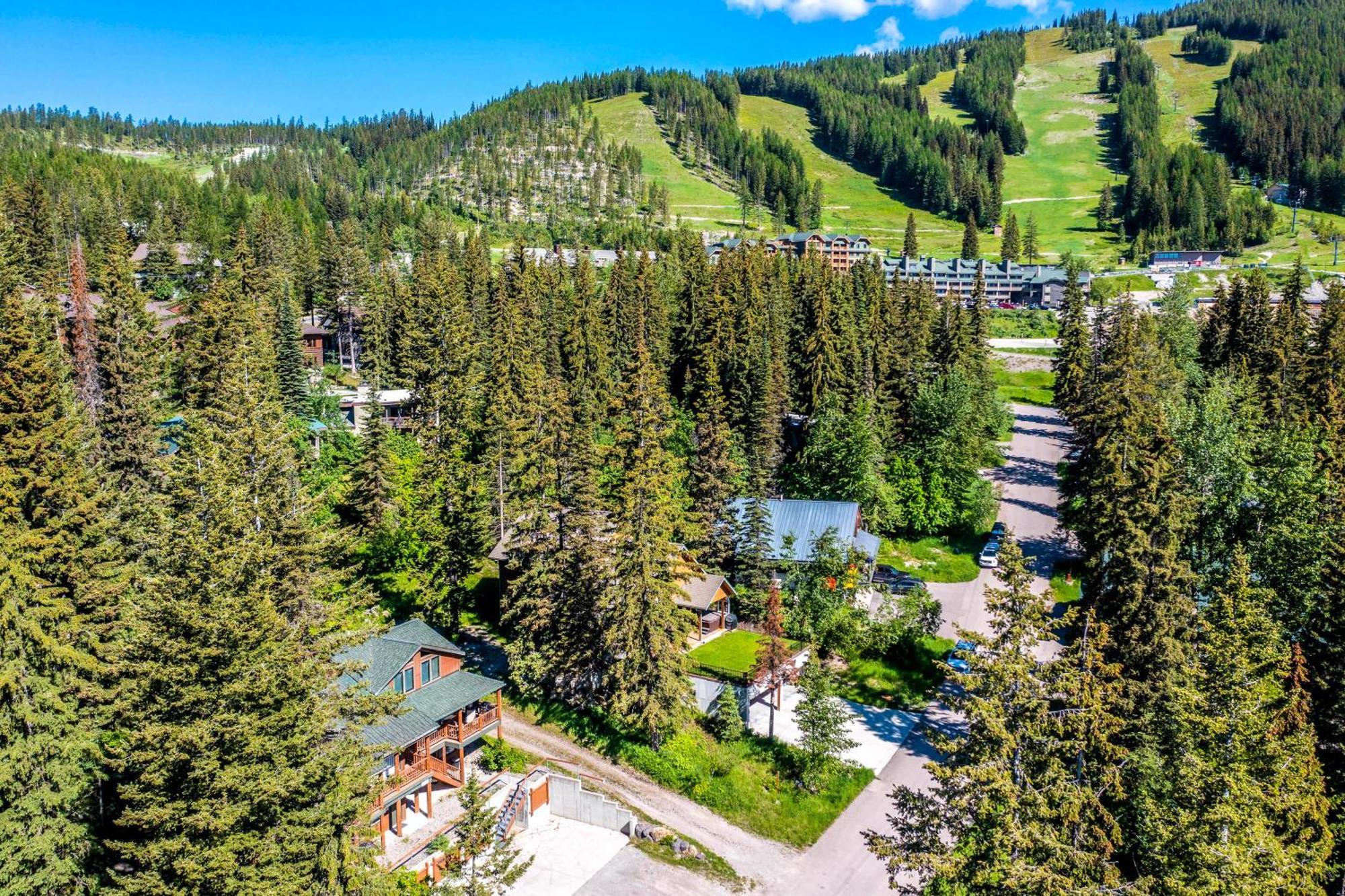 Gray Wolf Condos at Whitefish Exterior foto
