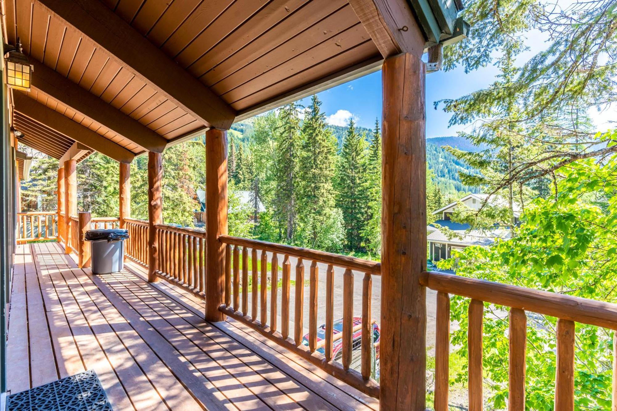 Gray Wolf Condos at Whitefish Exterior foto