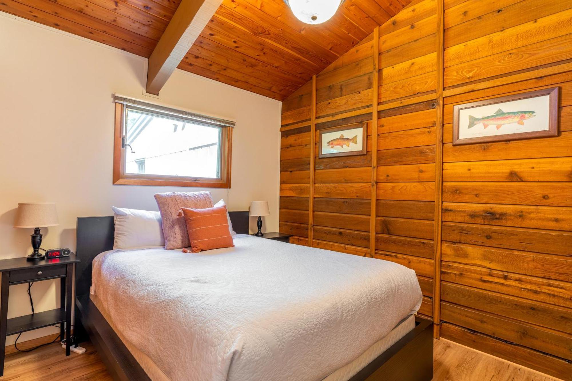 Gray Wolf Condos at Whitefish Exterior foto