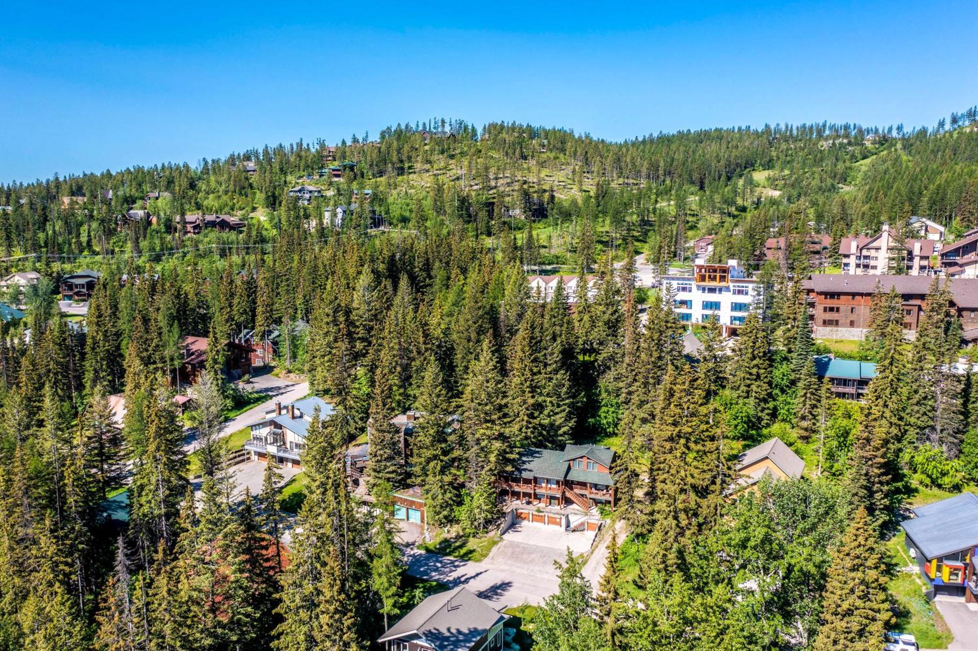 Gray Wolf Condos at Whitefish Exterior foto